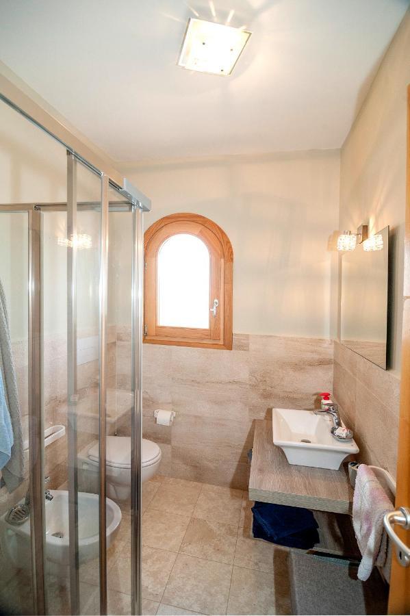 Sant'Anna Fabulous Apartment Budoni Buitenkant foto
